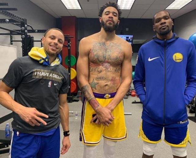 里程碑之战，麦肯尼迎来尤文生涯第200次出场（里程碑时刻：麦肯尼代表尤文第200次出战）