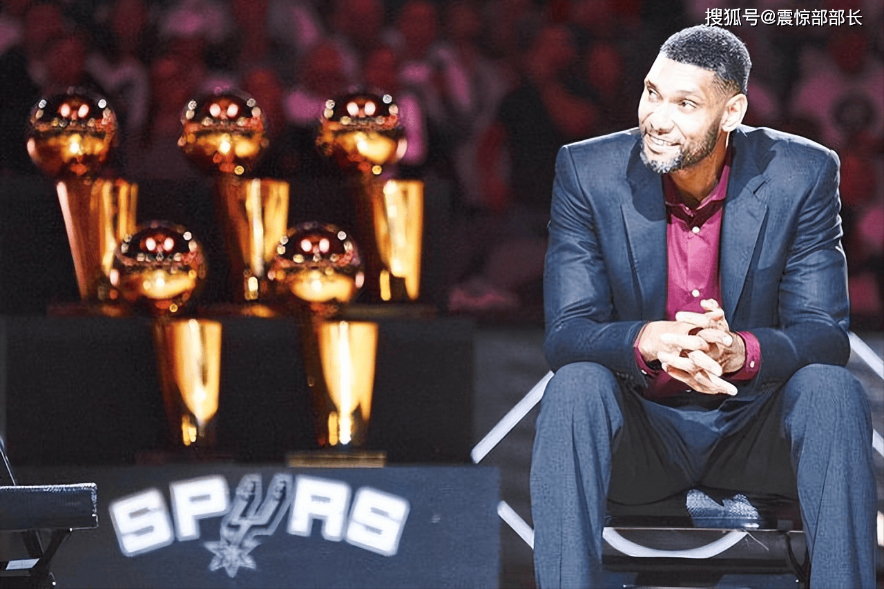 深入了解沙特？太阳报：萨拉赫和亨德森在伦敦秘密会面（太阳报：萨拉赫与亨德森伦敦密会，或为摸底沙特）