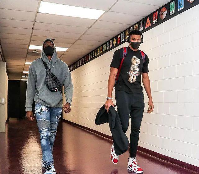 雄鹿vs篮网前瞻：托马斯继续缺席，字母哥能否率队结束7连败？（雄鹿战篮网前瞻：托马斯仍将缺阵，字母哥能否带队止住七连败？）