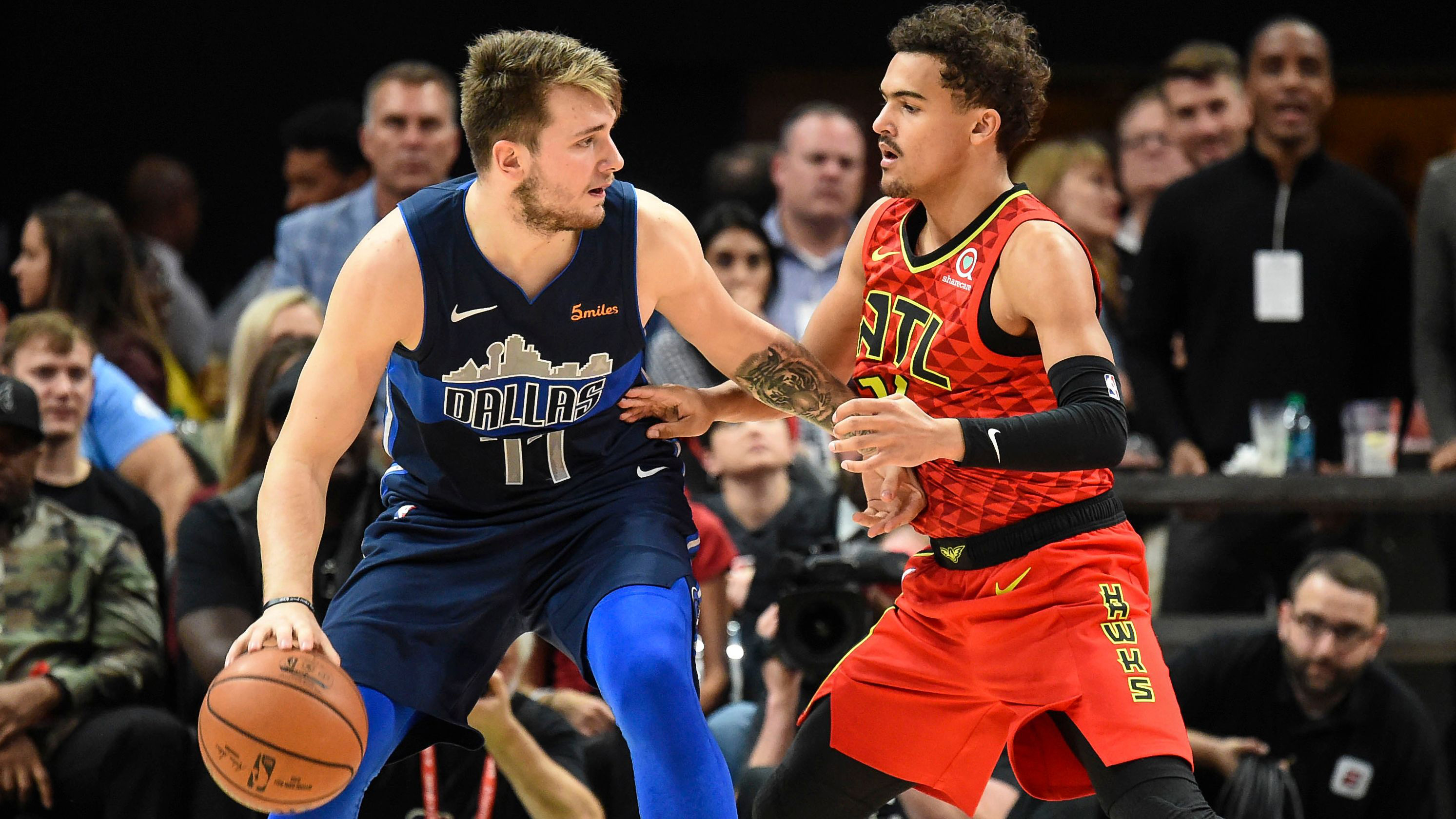 白宫官员：给川普颁和平奖是FIFA的提议；球迷应合法赴美观赛（白宫：FIFA曾提议向川普授予和平奖；呼吁球迷依法赴美观赛）