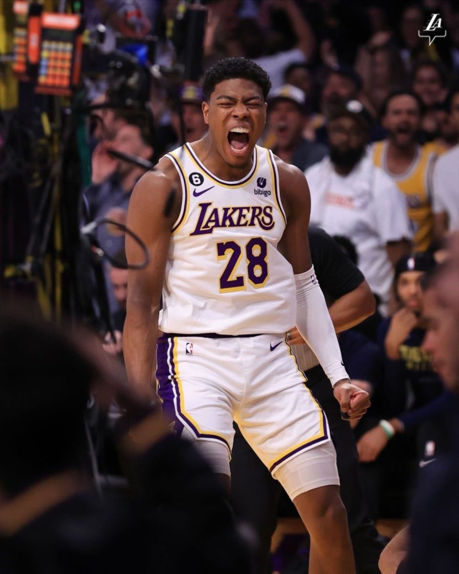 意甲第13轮裁判：科卢吹米兰vs拉齐奥，马萨吹罗马vs那不勒斯（意甲第13轮裁判名单：米兰vs拉齐奥由科卢执法，罗马vs那不勒斯由马萨吹罚）