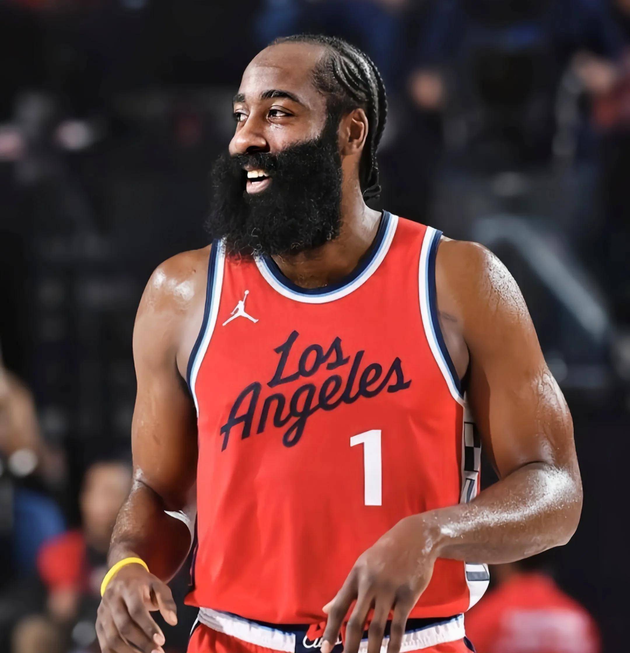 塞尔吉尼奥：要给巴尔泰萨吉时间；米兰必须留住迈尼昂（塞尔吉尼奥：巴尔泰萨吉需要时间，米兰必须留住迈尼昂）